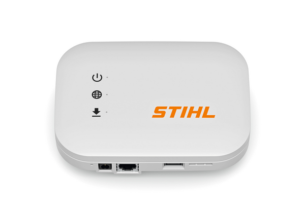 STIHL Connected Mobile Box mit Logo und Anschlüssen auf weißem Hintergrund