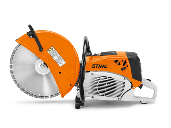 STIHL TS 800 Benzin-Trennschleifer mit großem Sägeblatt auf weißem Hintergrund