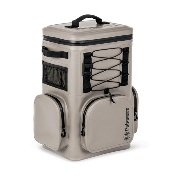 Petromax Kühlrucksack 27 Liter in Beige mit funktionalen Taschen und elastischem Netz