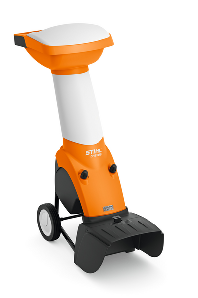 STIHL GHE 375 Häcksler in Orange und Weiß mit breitem Einfülltrichter und robustem Fahrwerk
