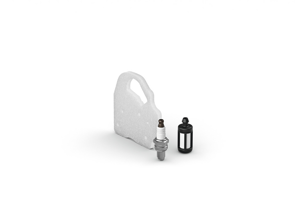 STIHL Service Kit 18 mit Luftfilter Zündkerze und Kraftstofffilter auf weißem Hintergrund