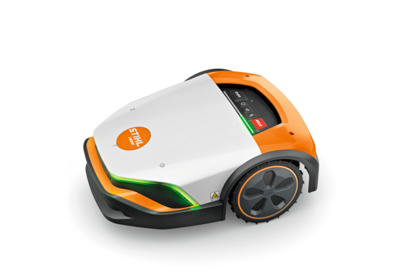 STIHL iMOW 5 Mähroboter auf weißem Hintergrund mit Bedienfeld und robusten Rädern