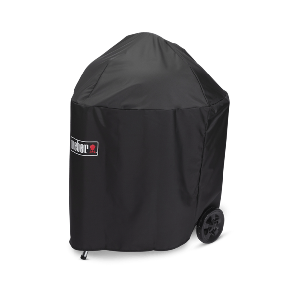 Weber Premium Abdeckhaube auf Master-Touch Holzkohlegrill in schwarz mit rotem Logo