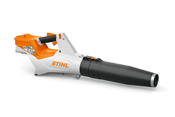STIHL BGA 60 Akku-Laubbläser in Weiß und Orange mit schwarzem Blasrohr