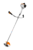 STIHL FS 55 Benzin-Motorsense mit Zweihandgriff und Grasschneideblatt auf weißem Hintergrund