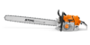 STIHL MS 881 Benzin-Kettensäge auf weißem Hintergrund