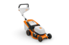 STIHL Akku-Rasenmäher RMA 248 in Orange und Weiß auf weißem Hintergrund