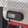 Digitaler LCD-Controller am Weber Holzkohlegrill zeigt 350°F