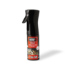Weber Non-stick Spray Flasche auf grünem Hintergrund