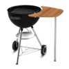 Schwarzer Holzkohlegrill mit Bambusholz-Arbeitstisch und stabilen Metallbeinen
