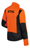 Rückansicht der STIHL Jacke DYNAMIC in Warnorange für Sägearbeiten