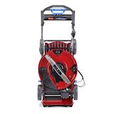 Toro eC48A Akku-Rasenmäher in Rot mit Führungsholm und LCD-Display