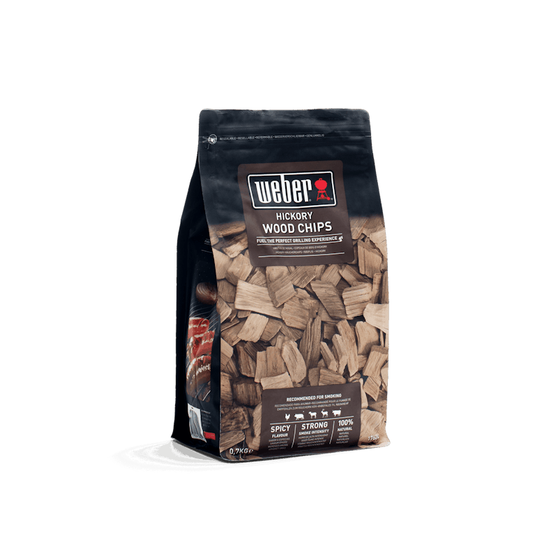 Weber Hickory Räucherchips 700g Verpackung mit Holzchips und Logo