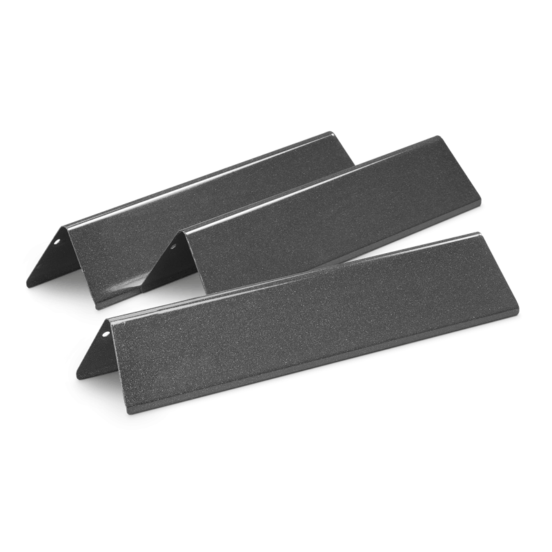 Drei schwarze Weber Flavorizer Bars für Spirit 200-Serie auf dunkelgrünem Hintergrund
