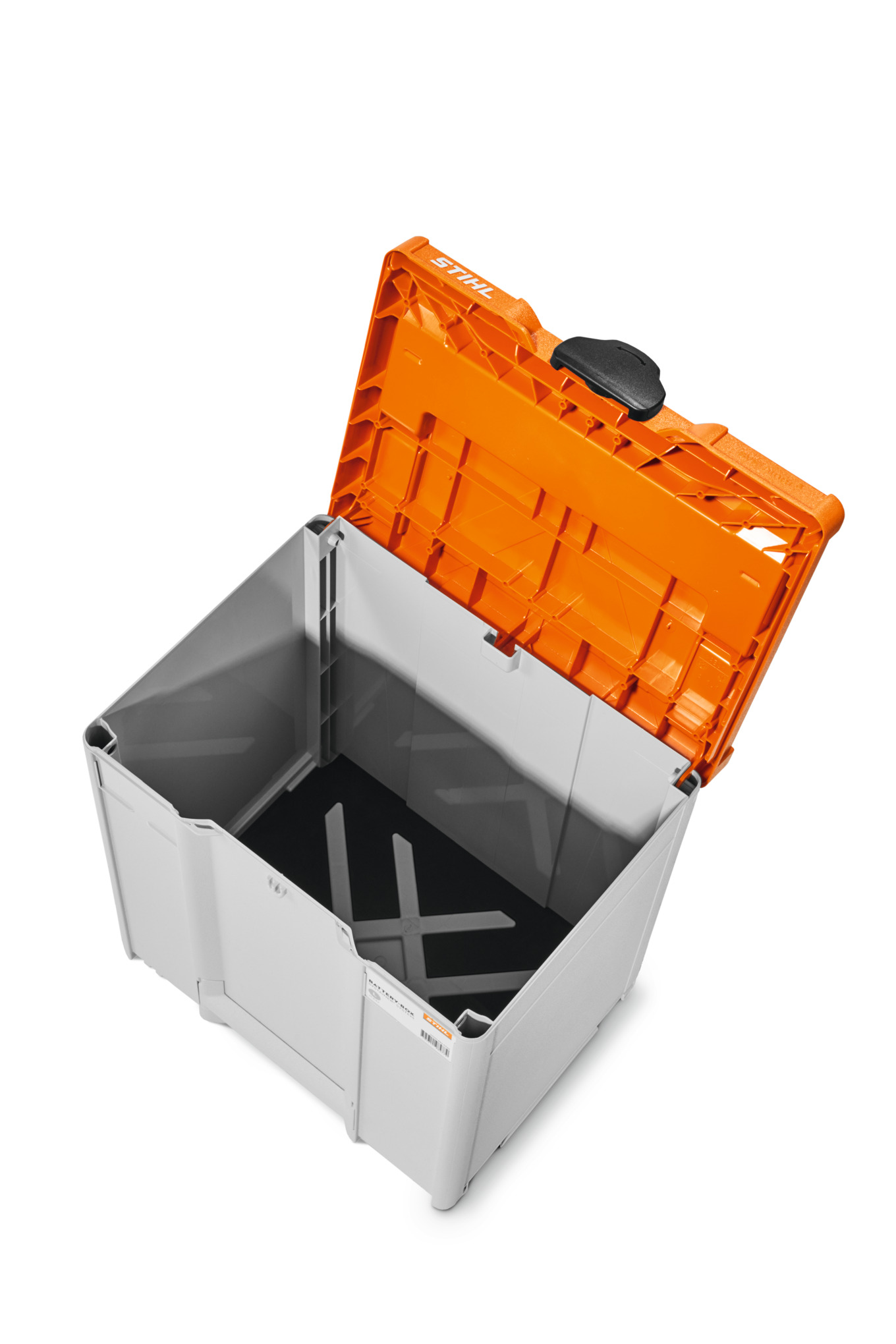 STIHL Akku-Box L geöffnet, orange Deckel und grauer Körper, leer, mit Bodenpolster