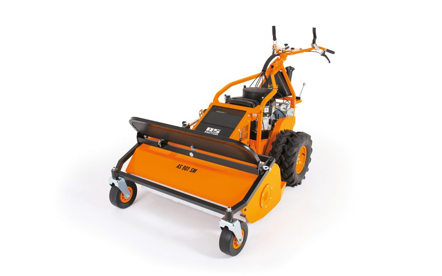 AS 901 SM Schlegelmulcher in Orange mit robusten Rädern und breitem Mähdeck