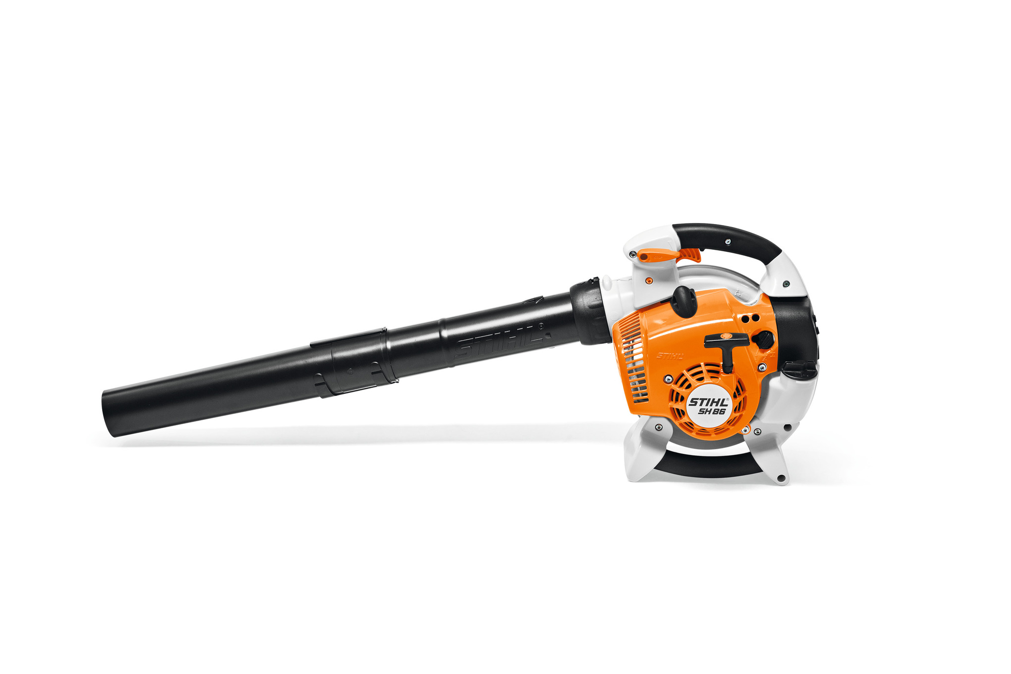 STIHL SH 86 Benzin-Saughäcksler auf weißem Hintergrund
