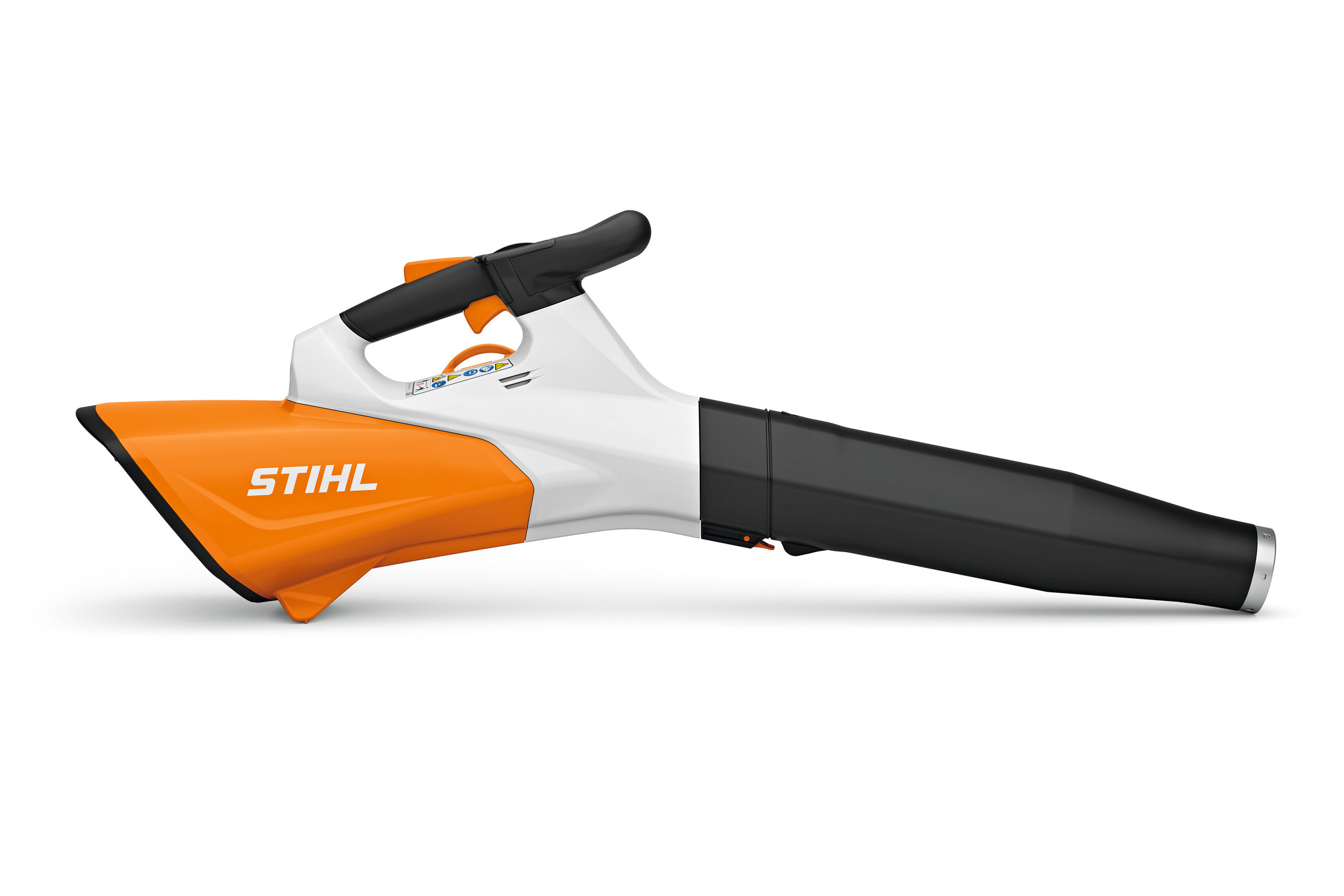 Stihl BGA 200 Akku-Laubbläser in Weiß und Orange isoliert dargestellt