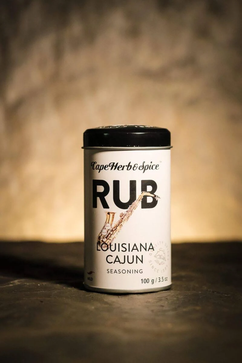 Cape Herb Rub Louisiana Cajun Gewürzdose auf rauer Oberfläche